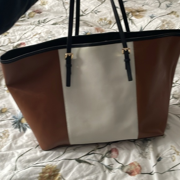 Large Michael Kors bag - Picture 4 of 4